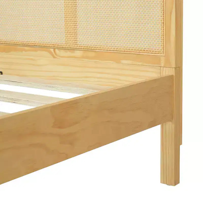 Christopher Knight Home Callahan modern bedframe in bohostijl met lattenbodem en hoofdbord van rotan