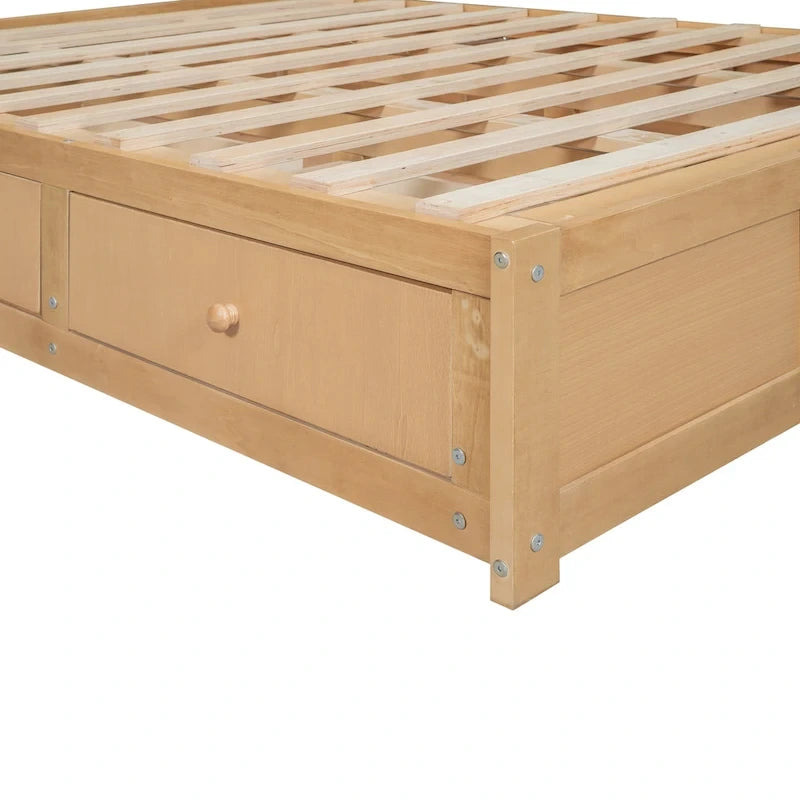 Houten platformbed met opbergruimte eronder en 2 lades