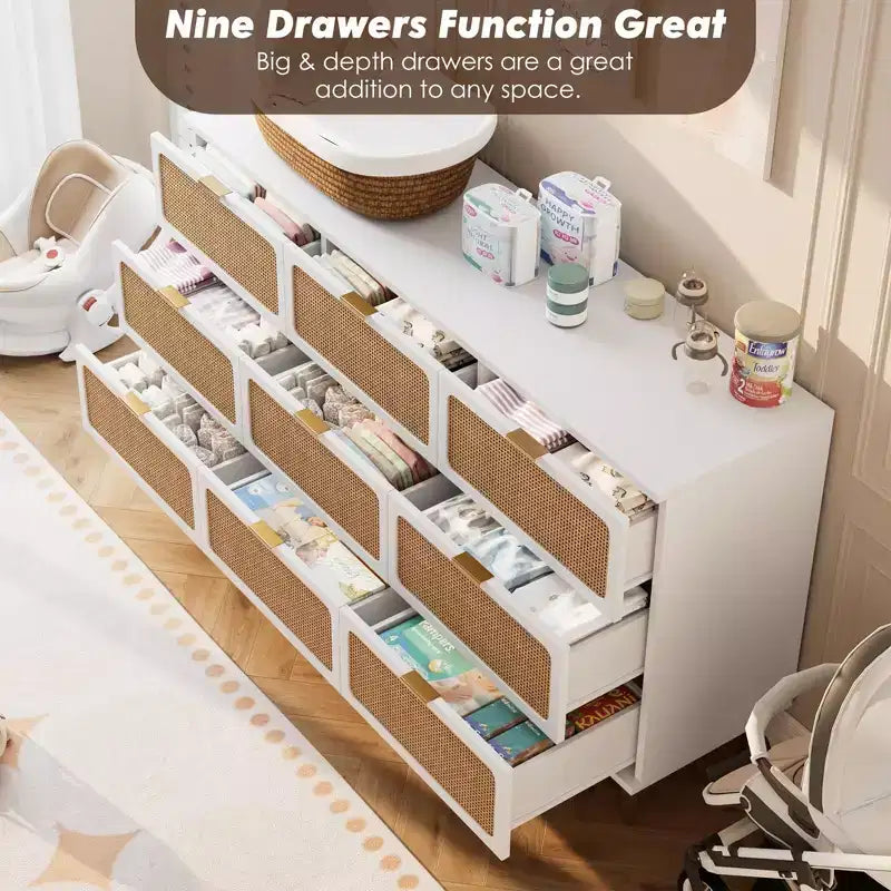 Rattan-Kommode für das Schlafzimmer, geräumige Schubladenschränke für den Kleiderschrank, geeignet für Wohnzimmer, Flur und Kinderzimmer.