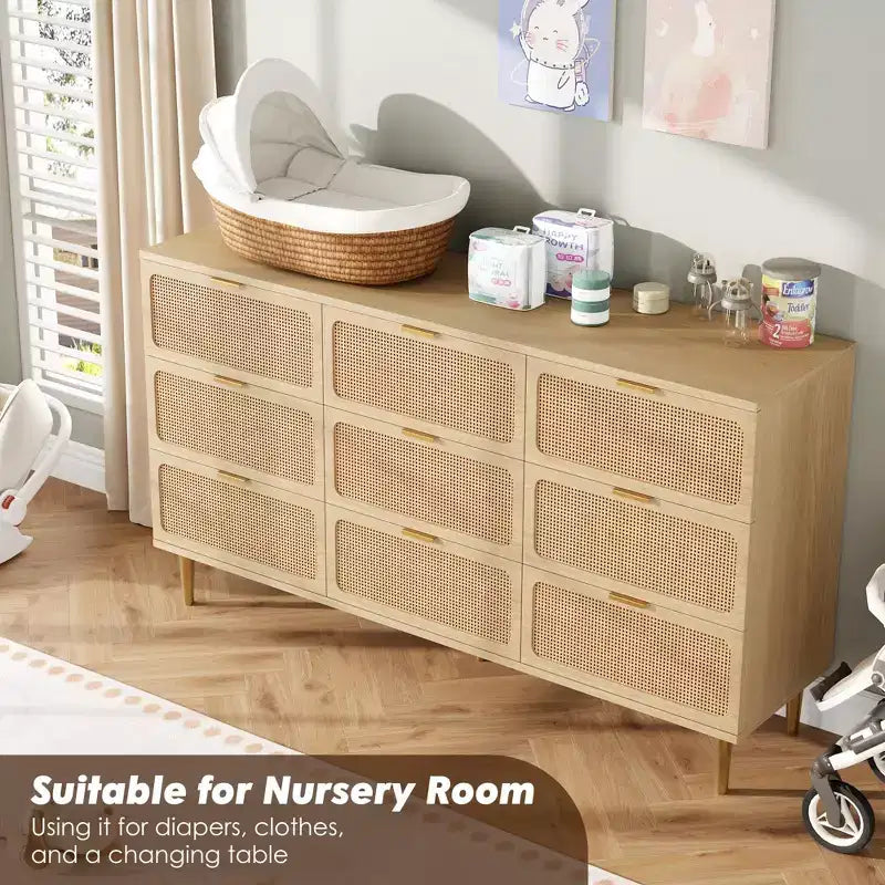 Rattan-Kommode für das Schlafzimmer, geräumige Schubladenschränke für den Kleiderschrank, geeignet für Wohnzimmer, Flur und Kinderzimmer.