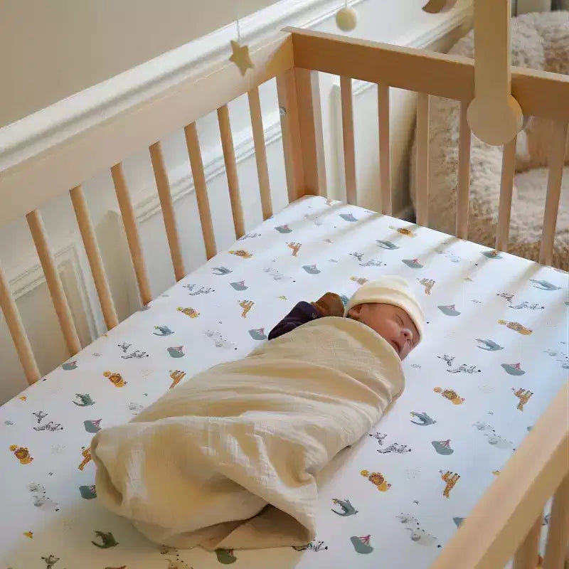 Lit bébé convertible 3-en-1, hêtre européen massif, certifié GREENGUARD Gold, fabriqué en Italie