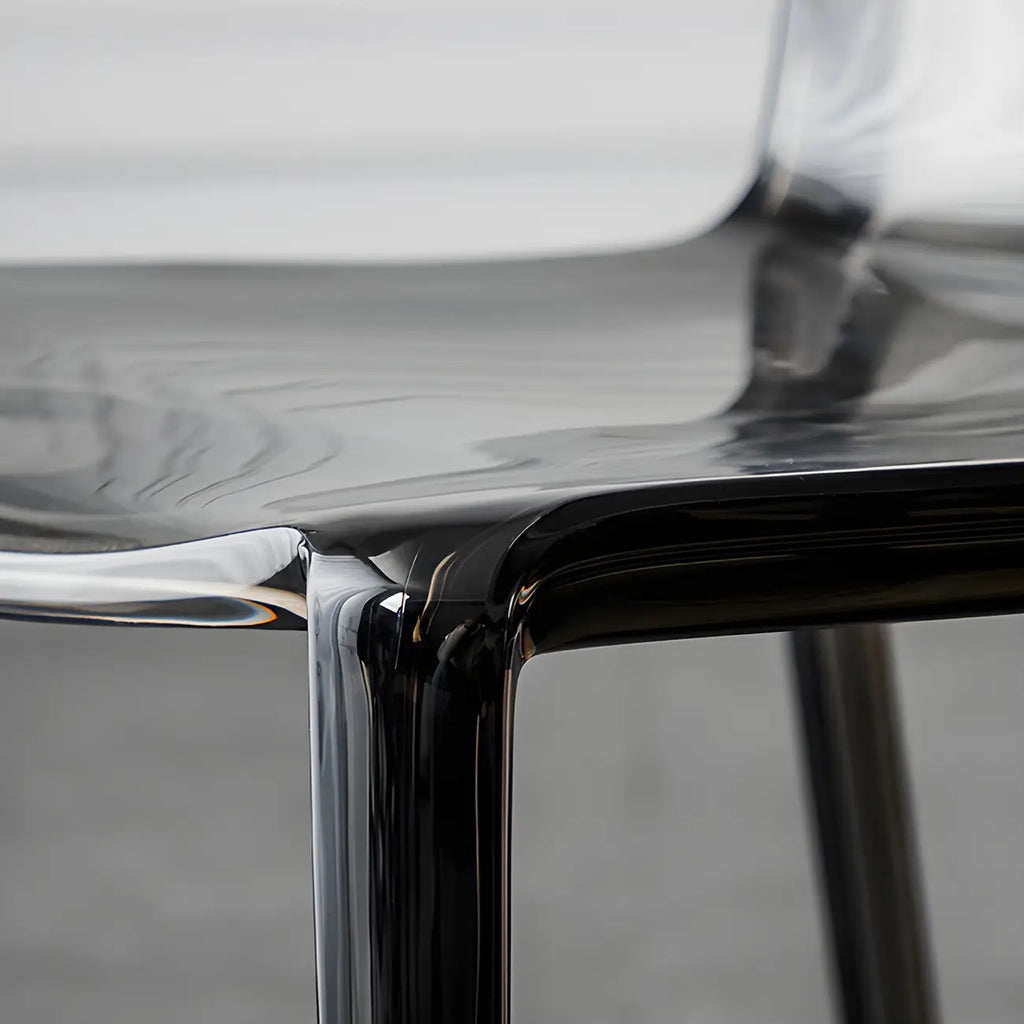 Chaise de salle à manger ambre en acrylique, sans accoudoirs et à dossier bas