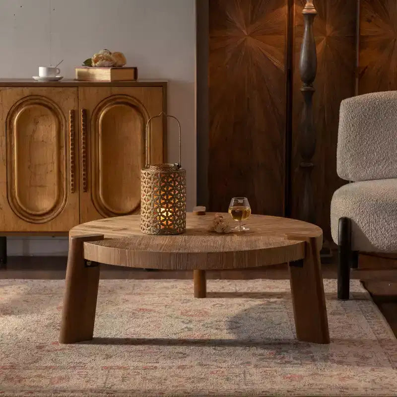 Rustikaler runder Couchtisch aus Holz, natürlicher Beistelltisch - ModernLuxe