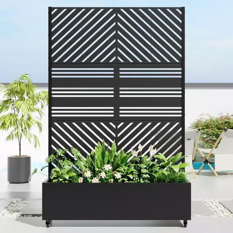Jardinière MAYEERTY avec treillis en fer noir à lignes parallèles 01, style classique à persiennes, ensemble combiné de 3 pièces, 72x47x16in