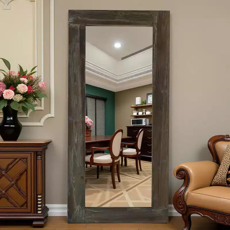 Miroir pleine longueur rectangulaire à angle droit en bois massif brun usé, 71x31 pouces (sans support)