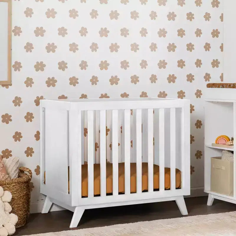 daVinci Otto 3-in-1 umbaubares Mini-Kinderbett mit 4 Matratzen