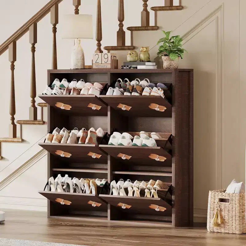 Meuble à chaussures en bois avec 6 tiroirs basculants, étagères réglables, motif floral, poignées en losange, rangement mince sur pied pour l’entrée