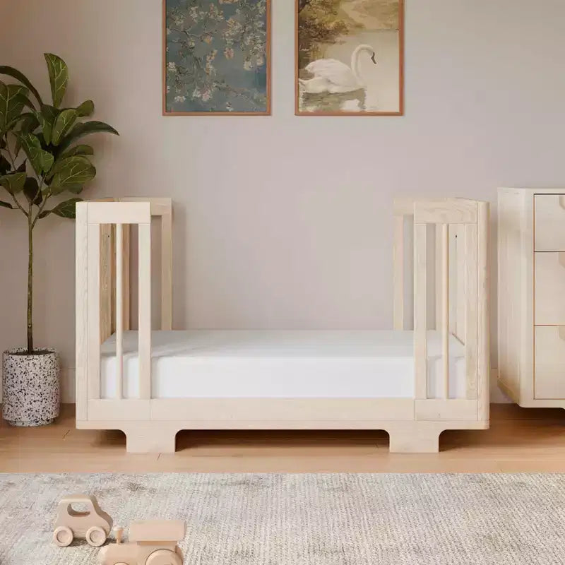 Lit bébé convertible Babyletto Yuzu 8-en-1 avec kits de conversion pour toutes les étapes
