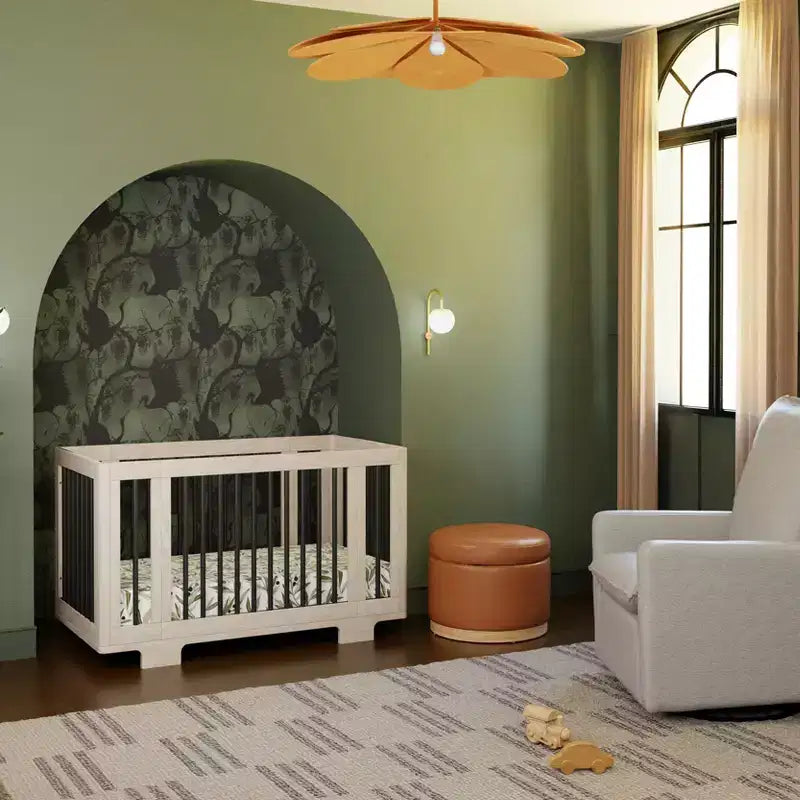 Lit bébé convertible Babyletto Yuzu 8-en-1 avec kits de conversion pour toutes les étapes