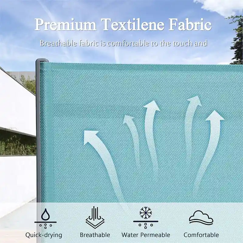 Zwei Outdoor-Liegestühle mit 1 Tisch
