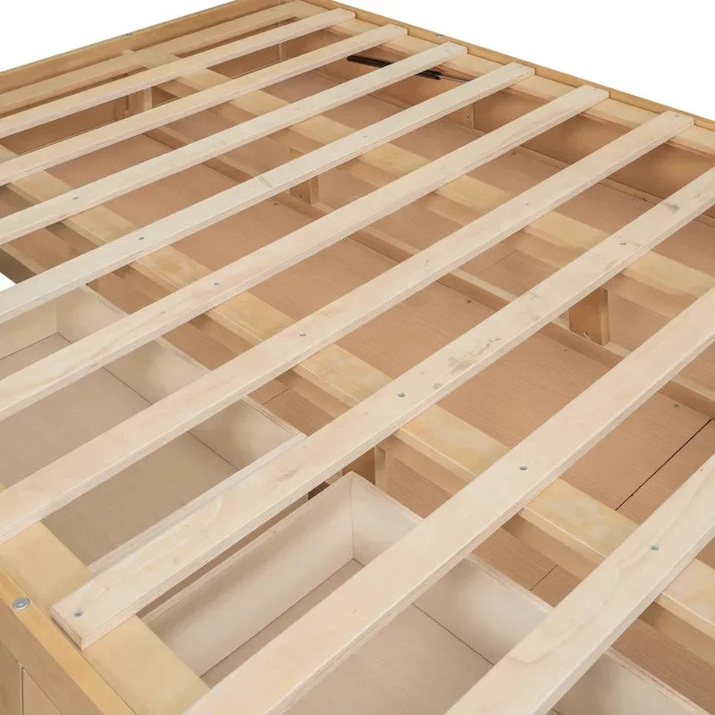 Houten platformbed met opbergruimte eronder en 2 lades