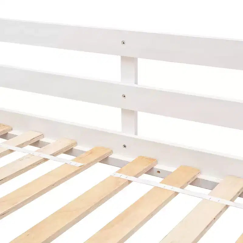 Letto a soppalco a forma di casetta per letto singolo, in legno, con scala e sponde di protezione per bambini