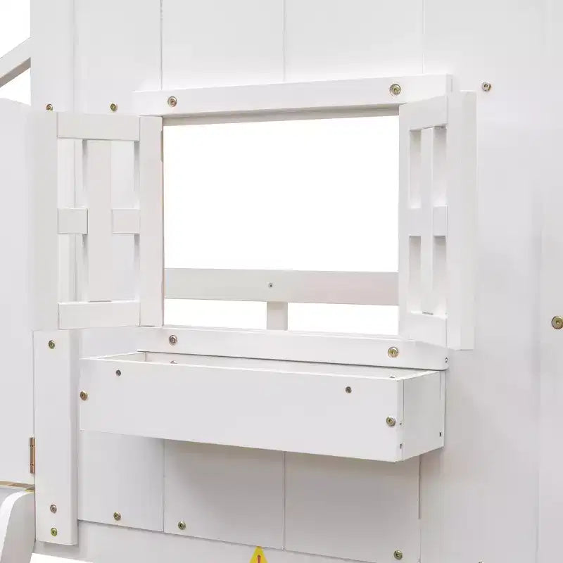 Letto a soppalco a forma di casetta per letto singolo, in legno, con scala e sponde di protezione per bambini