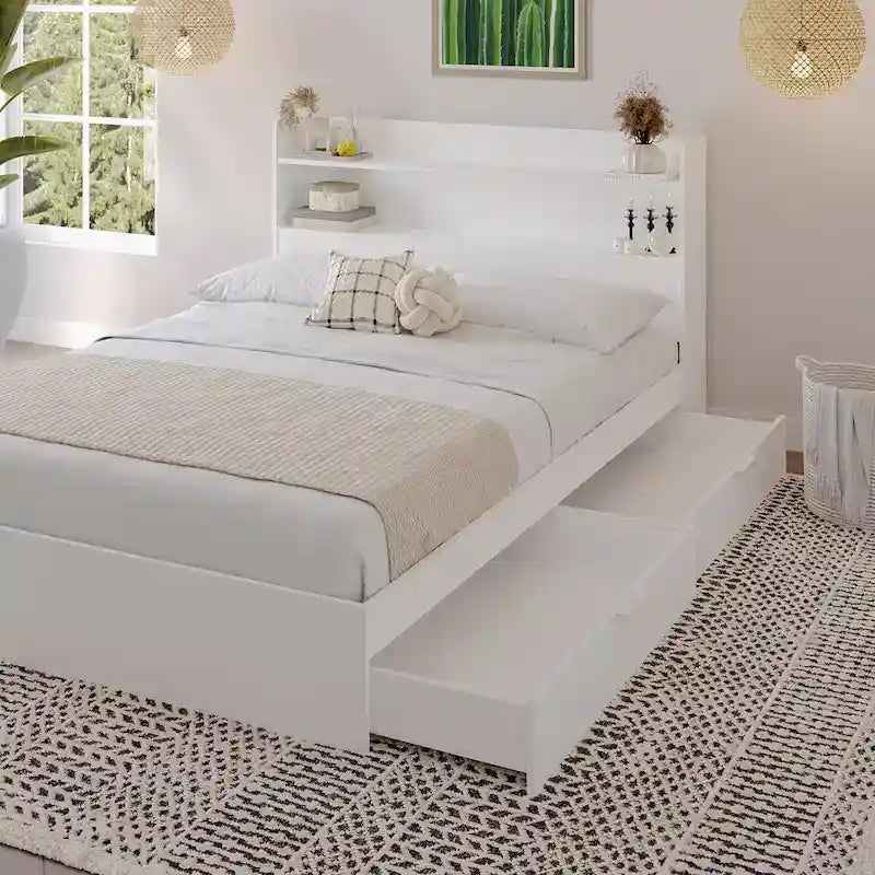 Letto con struttura a piattaforma Hunter con testiera