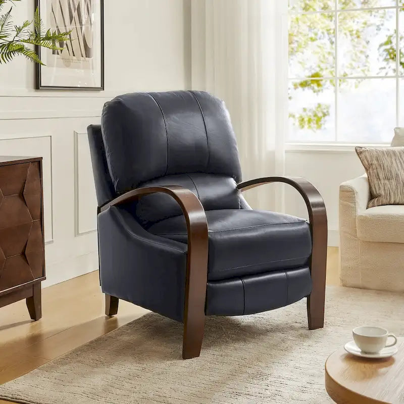 Alex handmatige relaxfauteuil van echt sigarenkleurig leer in mid-century moderne stijl, met gebogen houten armleuningen