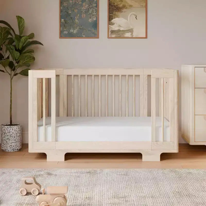 Lit bébé convertible Babyletto Yuzu 8-en-1 avec kits de conversion pour toutes les étapes