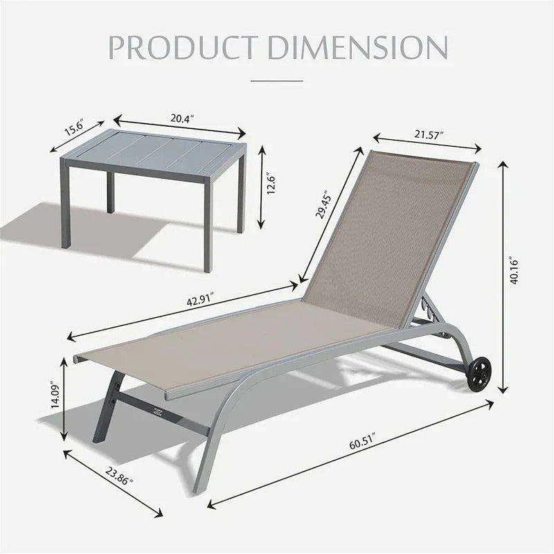 Zwei Outdoor-Liegestühle mit 1 Tisch