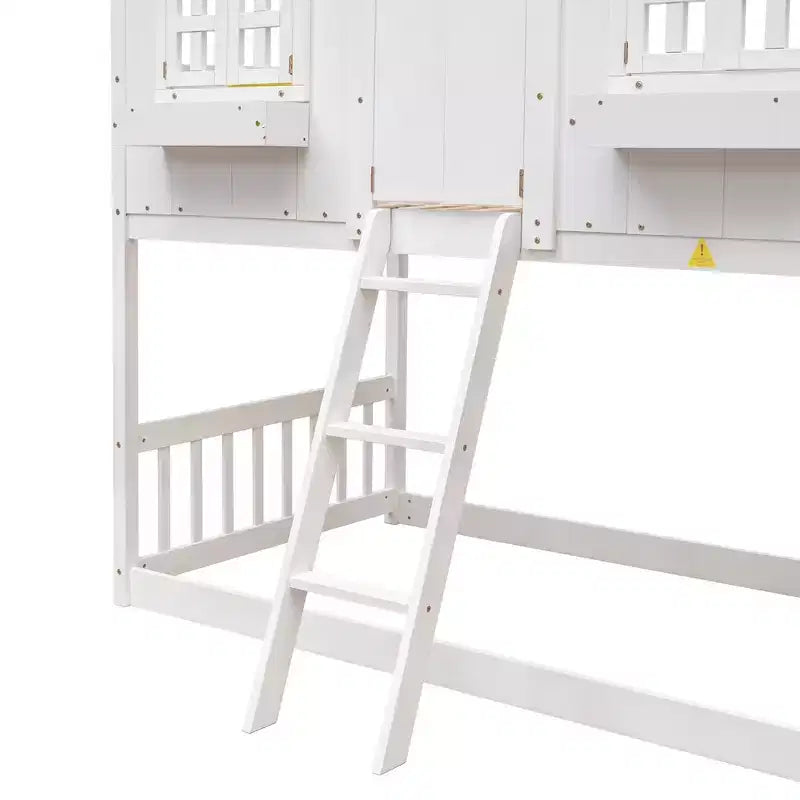 Letto a soppalco a forma di casetta per letto singolo, in legno, con scala e sponde di protezione per bambini