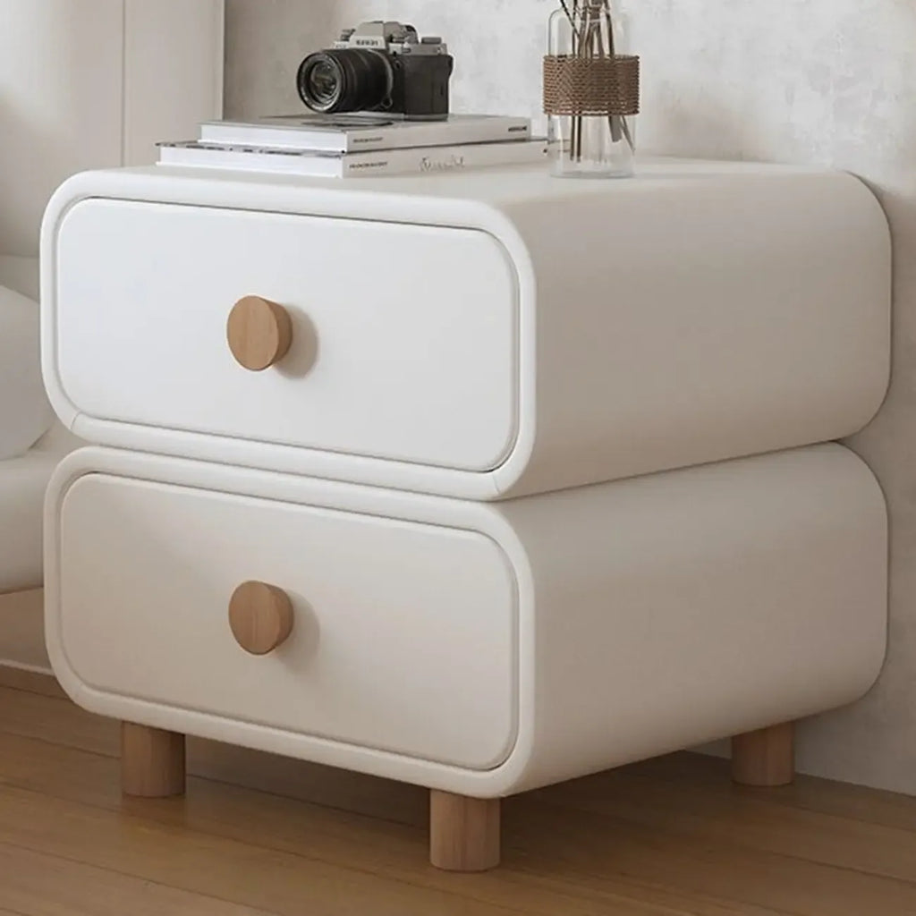 Table de chevet scandinave en similicuir