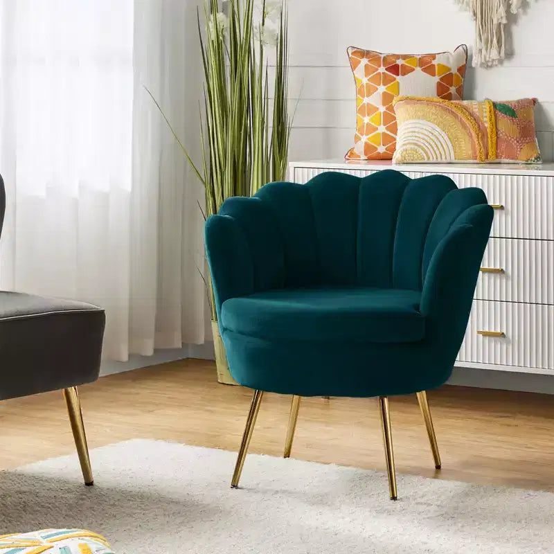 Fauteuil tonneau confortable avec pieds en métal doré, fauteuil d’appoint pour le salon