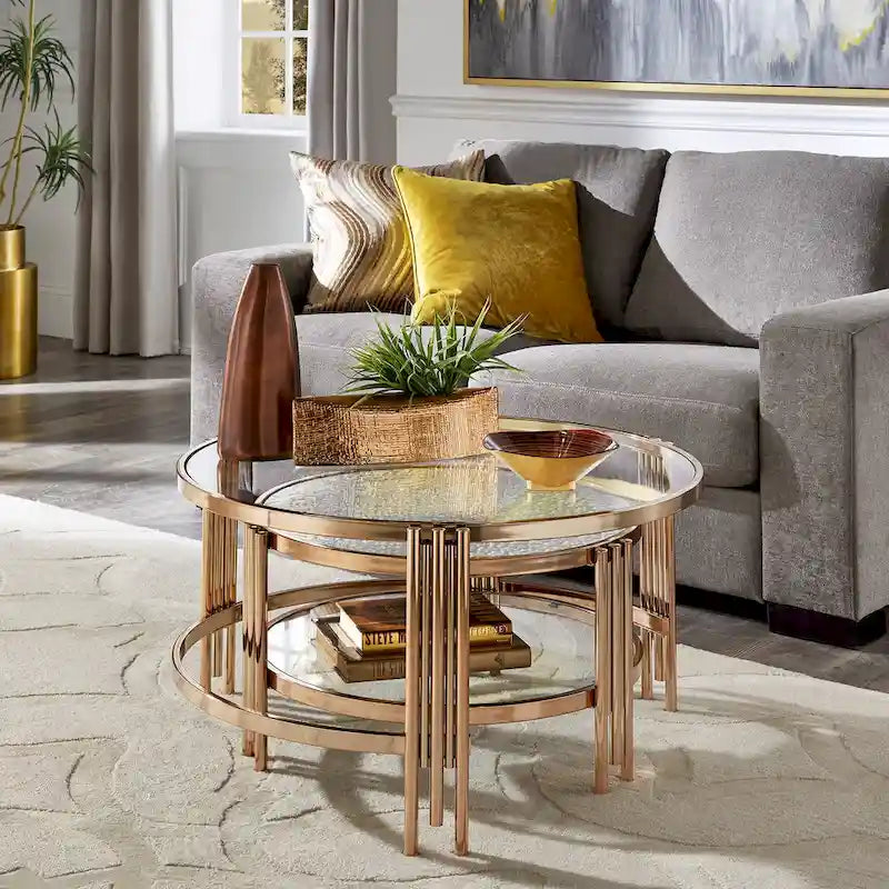 Tavolino Bruges di iNSPIRE Q Bold, finitura oro champagne, vetro testurizzato e ripiano
