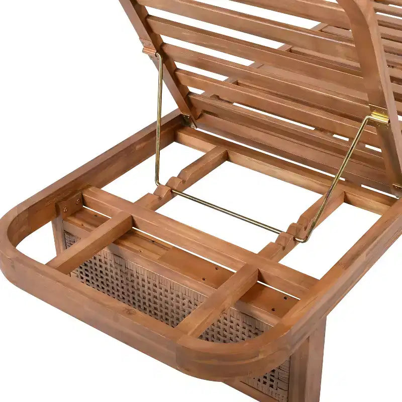 Set da esterno Christopher Knight Home Wino da 3 pezzi in legno di acacia e rattan, con lettino prendisole, cuscino e tavolino a doghe