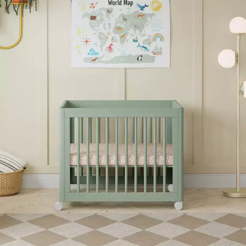 Lit bébé convertible Babyletto Yuzu 8-en-1 avec kits de conversion pour toutes les étapes