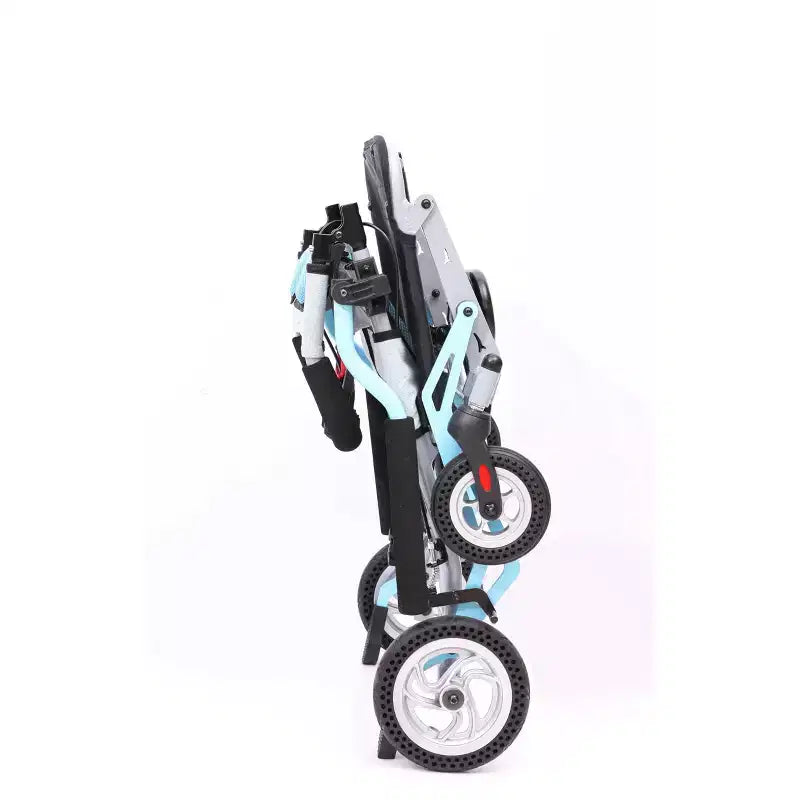 Fauteuil roulant de transport ultra léger pour personnes âgées, pliable et portable, avec frein à main verrouillable et accoudoirs rabattables amovibles