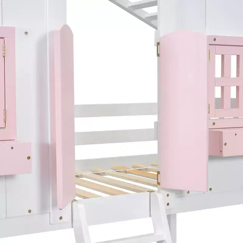 Letto a soppalco a forma di casetta per letto singolo, in legno, con scala e sponde di protezione per bambini