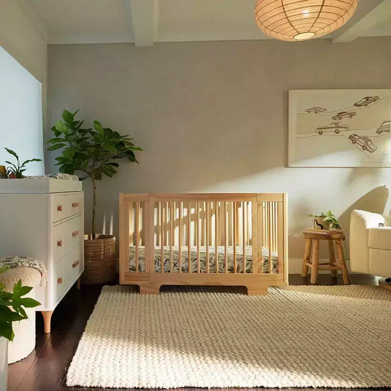 Lit bébé convertible Babyletto Yuzu 8-en-1 avec kits de conversion pour toutes les étapes