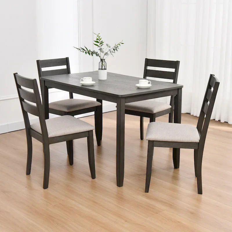Set van 4 houten eetkamerstoelen met spijlenrugleuning