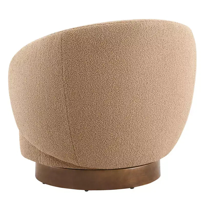 Spruce&Spring gestoffeerde draaibare fauteuil met kuipvormige rugleuning en houten onderstel