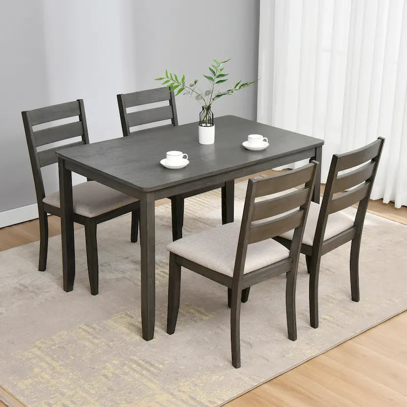 Set van 4 houten eetkamerstoelen met spijlenrugleuning