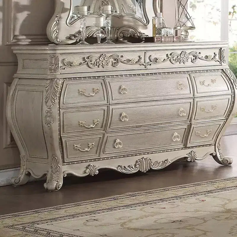 Cassettiera con finitura bianco anticato