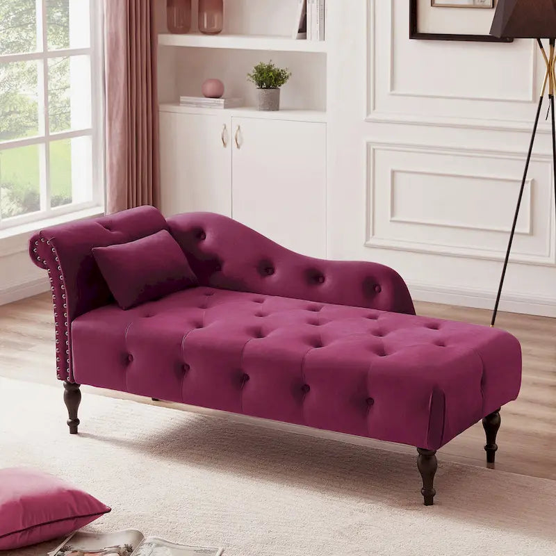 Moderne Chaiselongue, 60.6, mit Samtbezug, Knopfheftung, Beinen aus Massivholz und Ziernägeln