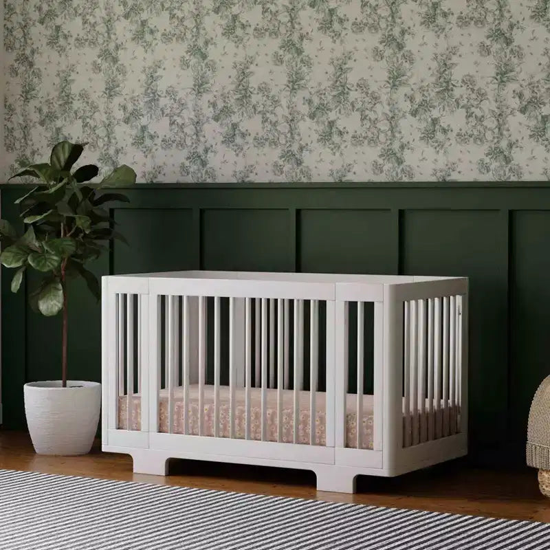 Lit bébé convertible Babyletto Yuzu 8-en-1 avec kits de conversion pour toutes les étapes