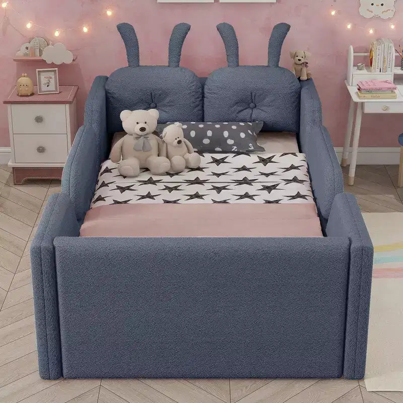 Lit plateforme simple Whisen, cadre de lit rembourré pour enfant au ras du sol avec coussin lapin et barrières latérales amovibles