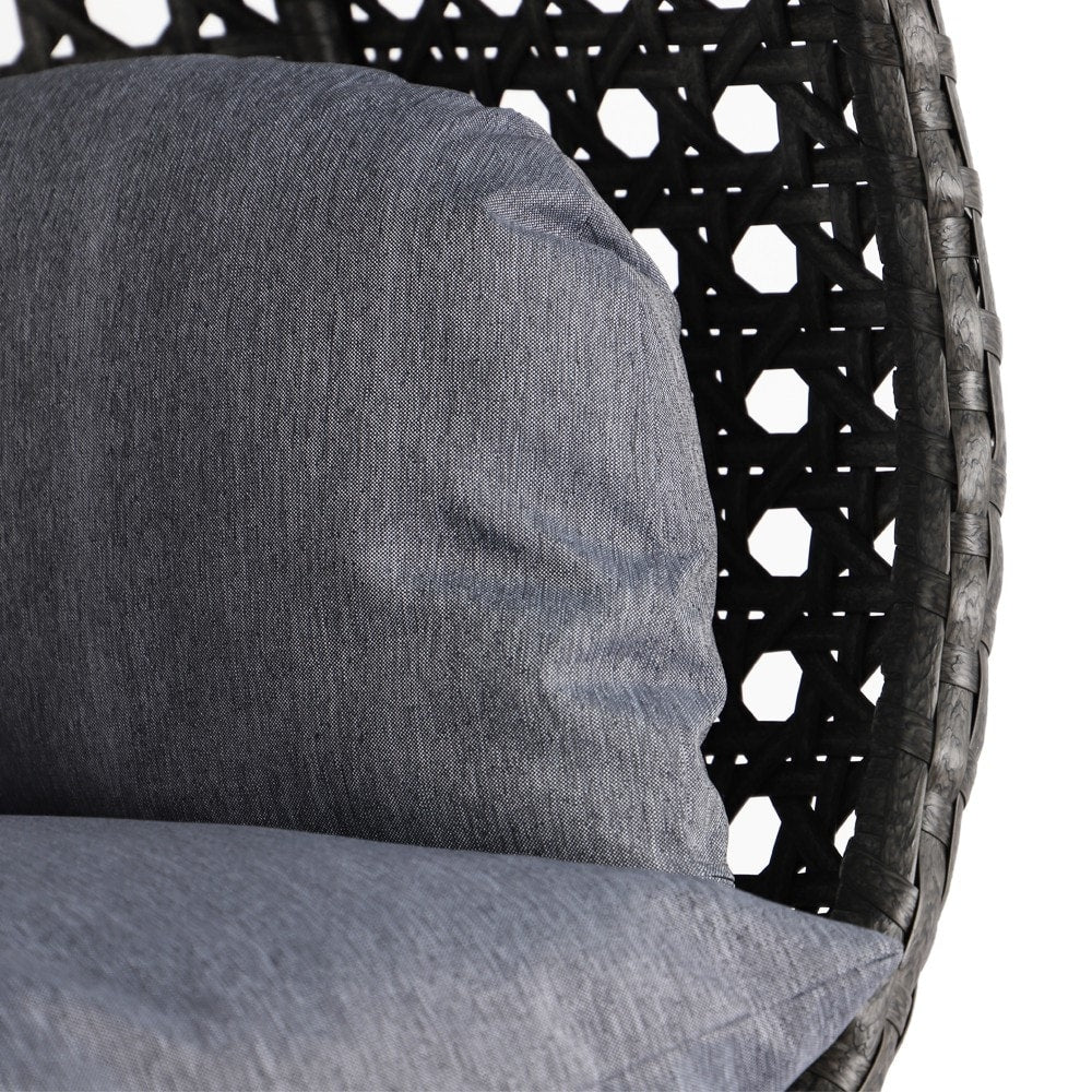 LeisureMod Hängesessel in Ei-Form für 2 Personen mit Gestell - Rattan-Pendelsessel für drinnen und draußen, Hängemattensessel für die Terrasse mit Kissen