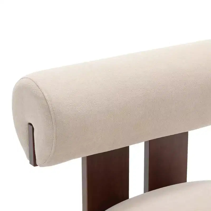 Fauteuil d'appoint sculptural moderne Christopher Knight Home Chariya en hévéa, revêtement en velours et dossier cylindrique