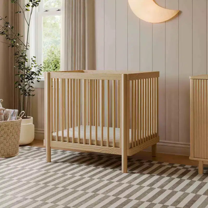 Babyletto Pogo 8-in-1 converteerbaar ledikant met ombouwsets voor alle levensfasen