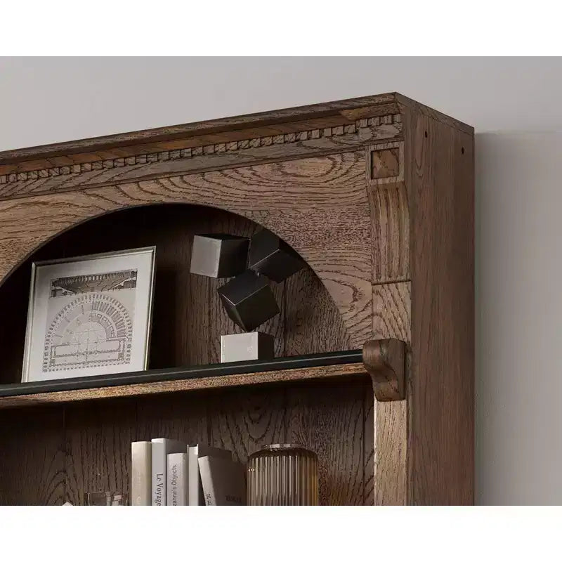 Bibliothèque haute traditionnelle en bois avec rangement 94, collection Stratton, marron - Martin Furniture