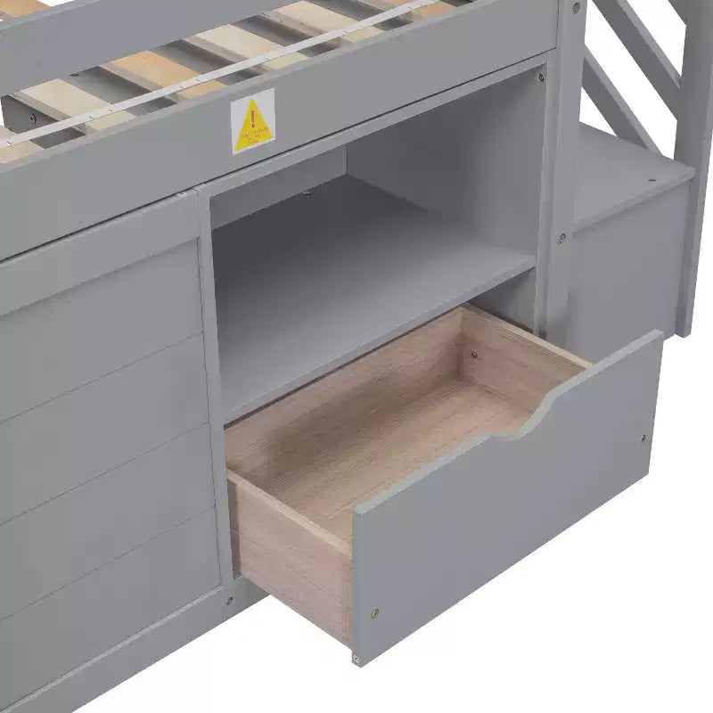 Lit mezzanine bas en bois massif, format simple, 94.6L x 42.3W, avec escalier, tiroir et étagère, design moderne et épuré