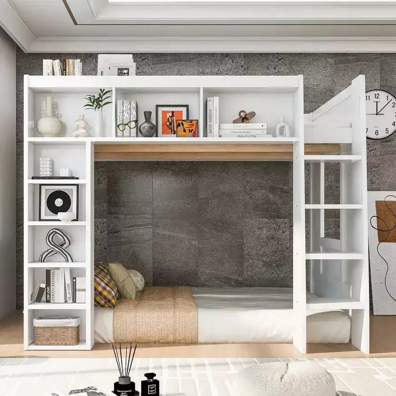 Struttura letto a soppalco in legno Whisen Queen Size con armadietti e ripiani contenitori