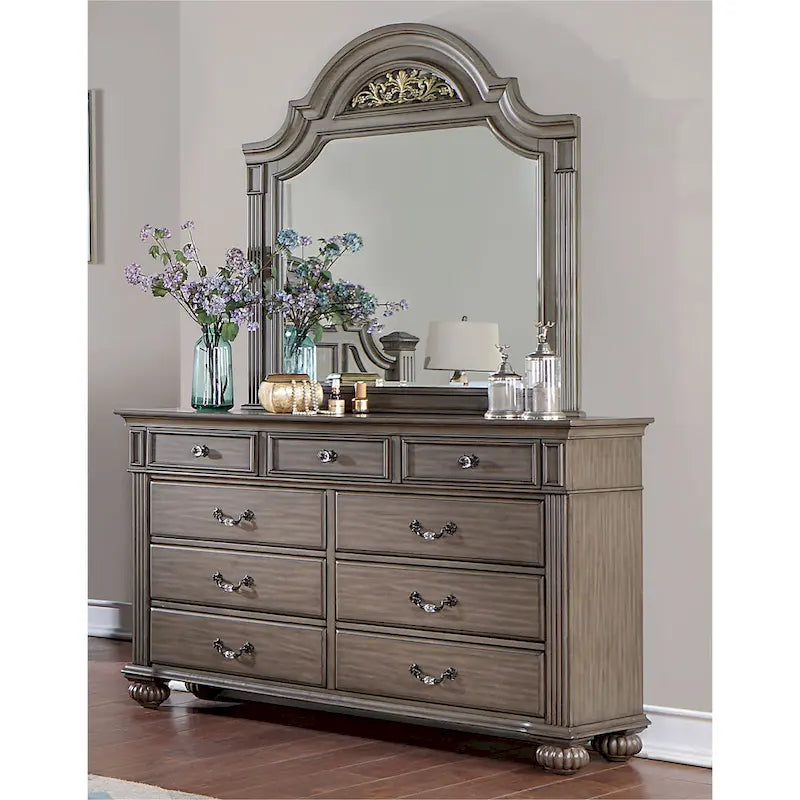 Vame set tradizionale da 2 pezzi con cassettiera a 9 cassetti e specchio, di Furniture of America