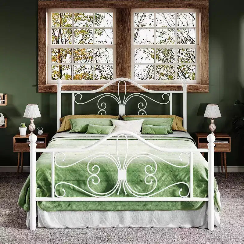 Metalen kinderbedframe met vlinderhoofdbord en -voetbord, geen bedbodem nodig