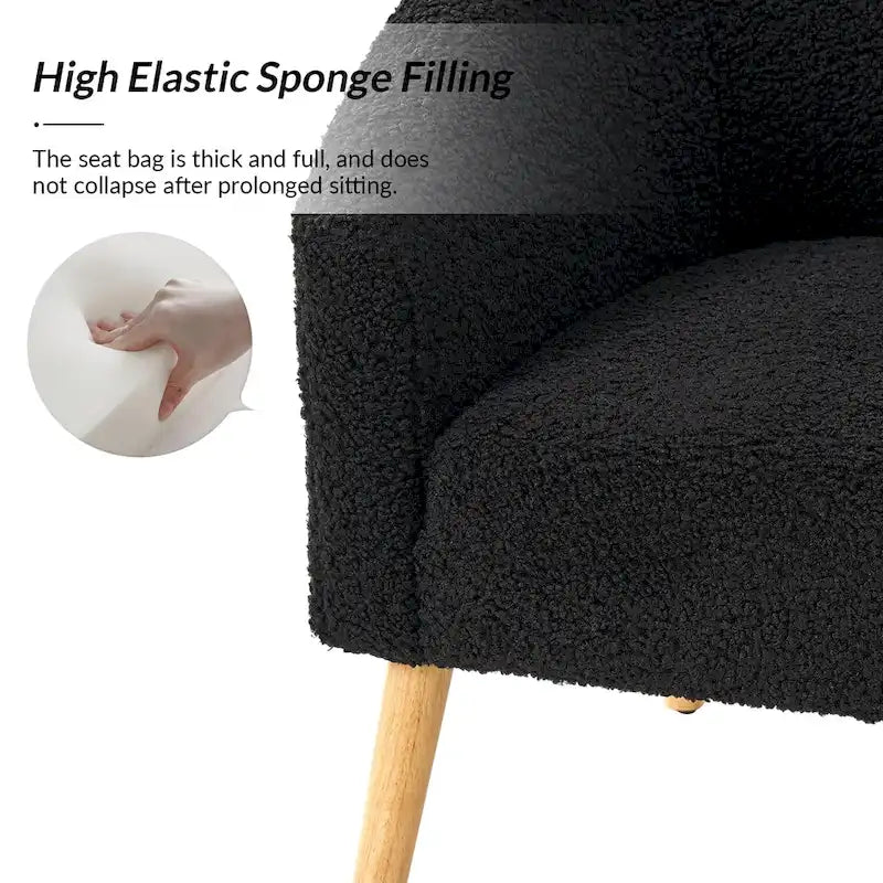 Set di 2 poltrone moderne Sheila da 30 W in bouclé con gambe in legno massello di HULALA HOME